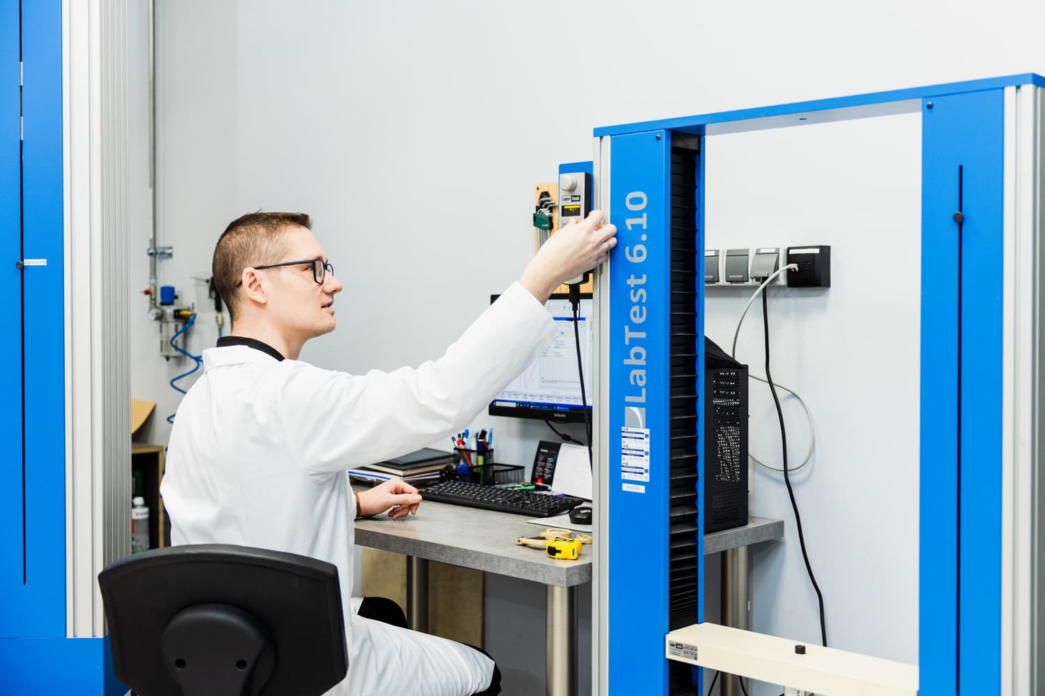 Test station in the Paged LabTech laboratory